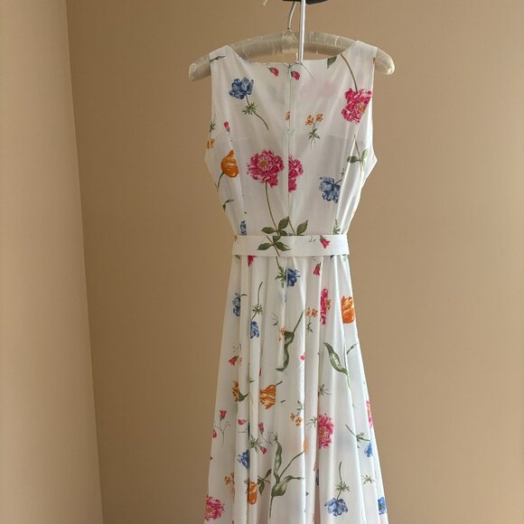 Laura Ashley Size 8 Floral Tea Length dress - Picture 2 of 7